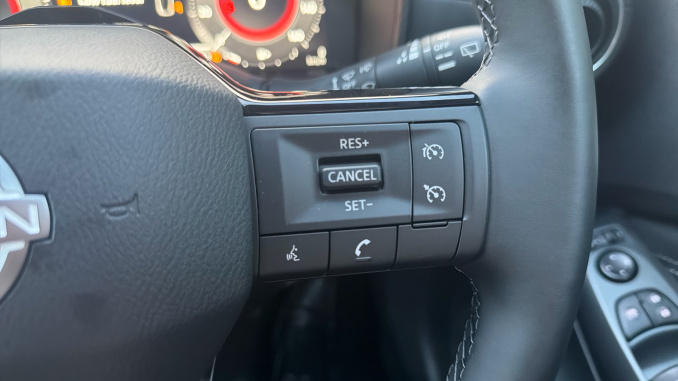 Nissan Juke 1.6 Hybrid N-Connecta 5dr Auto [Revised] Hybrid Hatchback - Image 35